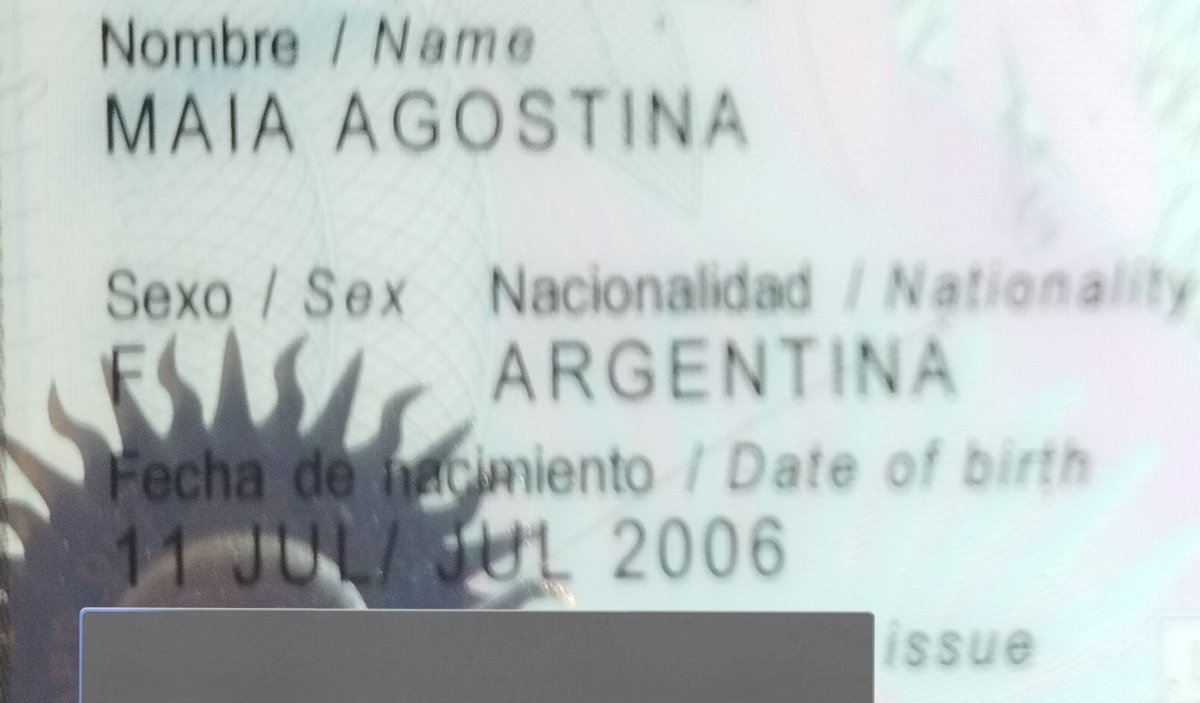 Hola, si les aparece esto en el tl, por favor lean. 

La verdad es que nunca pensé llegar a hacer esto pero me veo teniendo que tomar estas medidas por un bien mayor. Hola, me presento. Mi nombre es Maia, tengo 17 años y estoy pasando a sexto año del secundario. Para q confíen: