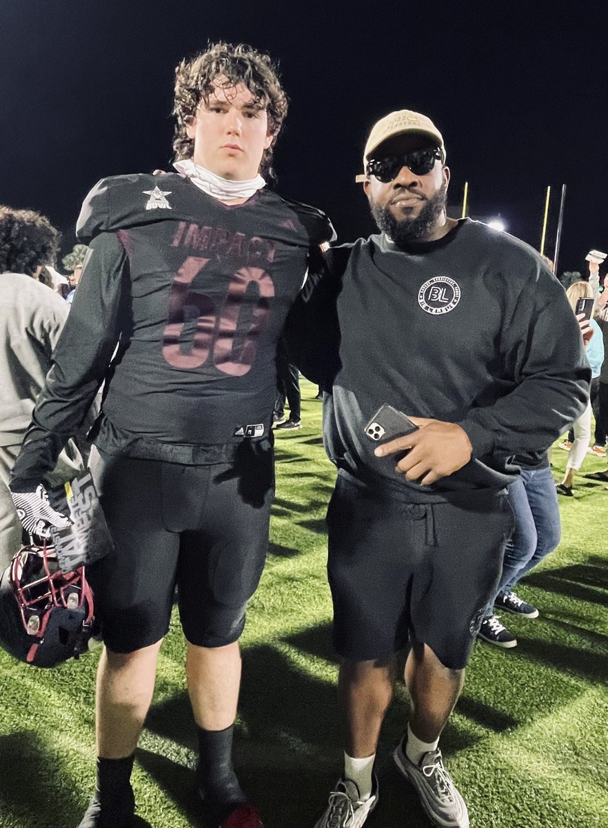 🚨COLLEGE COACHES🚨 #bigleague @FBUAllAmerican 6’7 290 2027 OL @jacob_burns847 from 🇨🇦 . Only 15 yrs old, size, length and no bad weight AT ALL also plays 🏀. Will be a top OL in the nation. Follow him now coaches ‼️‼️@RecruitGeorgia @247Sports @On3Recruits @NEGARecruits