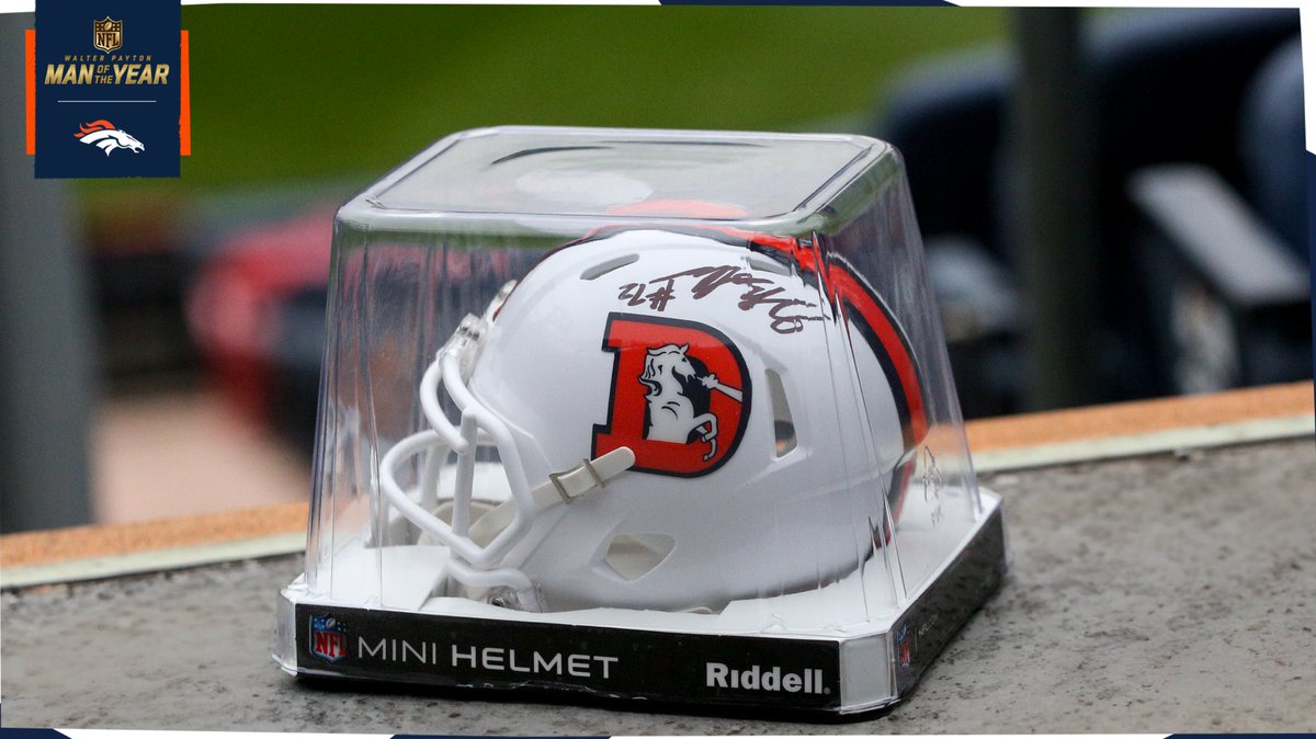 Denver Broncos (@broncos) on Twitter photo RT for your chance to win a signed #Snowcapped mini helmet from <a href="/gbolles72/">Garett Bolles</a>!
#WPMOYChallenge + Bolles
#ProBowlVote + <a href="/gbolles72/">Garett Bolles</a> RT for your chance to win a signed #Snowcapped mini helmet from <a href="/gbolles72/">Garett Bolles</a>!
#WPMOYChallenge + Bolles
#ProBowlVote + <a href="/gbolles72/">Garett Bolles</a>