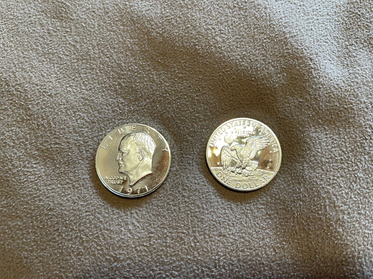 GuyFoote1's tweet image. I just got these in the mail, 1971 S and they are much prettier that i expected. #Stackattack #silversqueeze