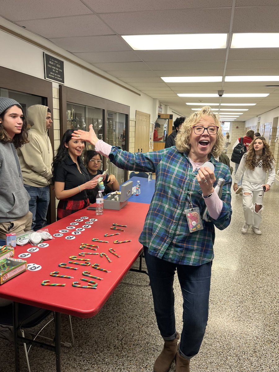 GLHSDeafProgram's tweet image. The GL Deaf Highlander Club held their first fundraiser today. They organized, advertised, designed and sold custom made GL Stickers. They also hosted a wear your tartan, plaid or flannel day for staff and raised $200. Congratulations and Thanks to all who supported!!