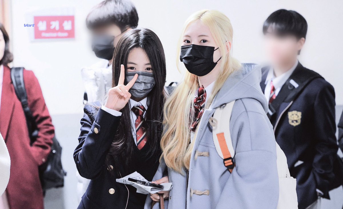 ahyeon tweet media