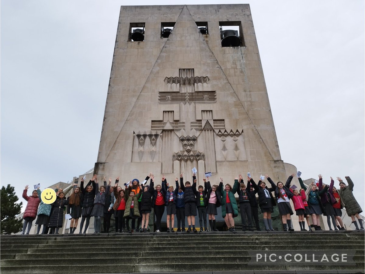 A huge thank you to <a href="/MrsNWebber1/">Mrs N Webber</a> for organising a wonderful opportunity for our children to see the Metropolitan Cathedral at Christmas time. The children had a fantastic time and it was wonderful to hear their amazement! 💚💛
<a href="/malvernprimary/">Malvern Primary School</a>