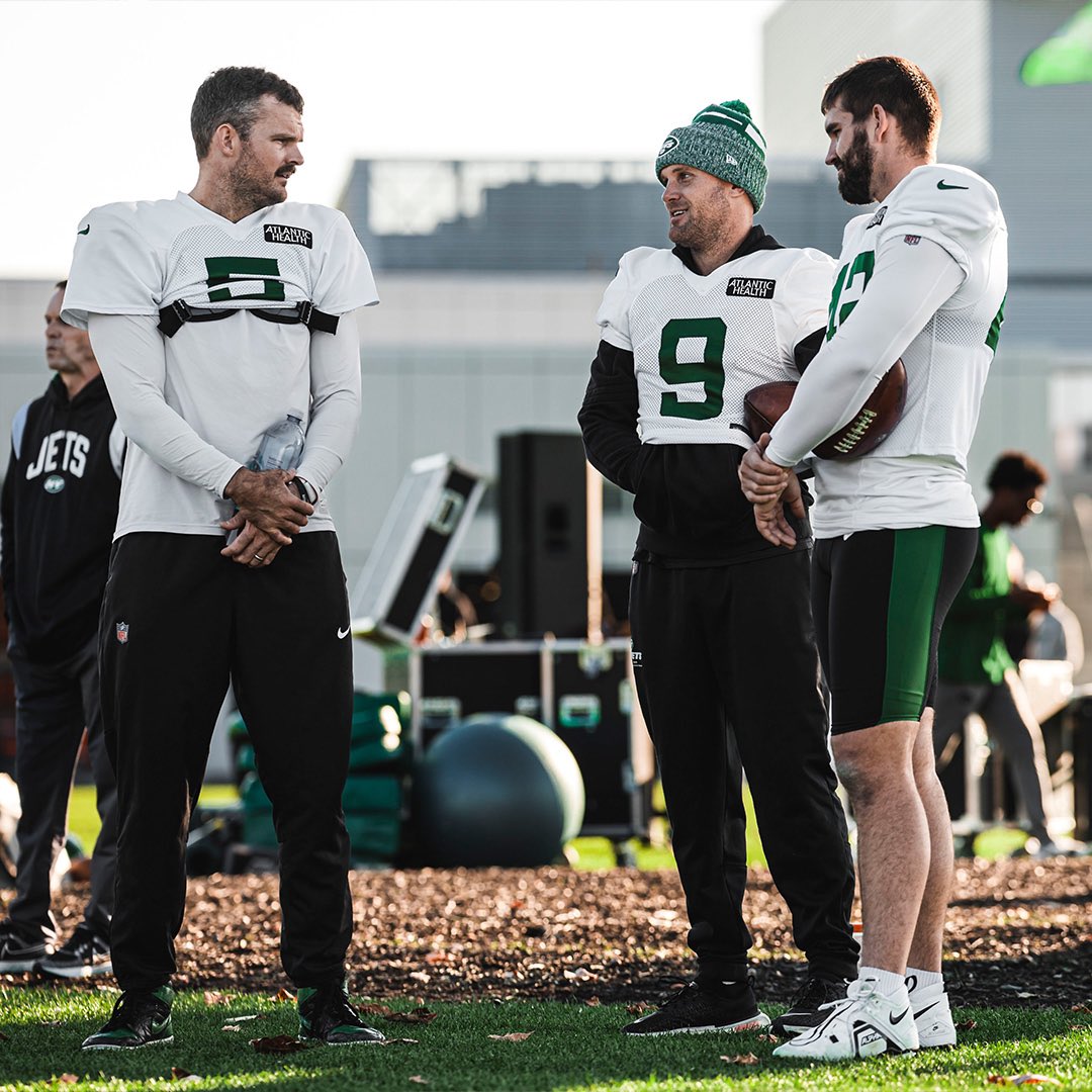 Lucky to get to work with these guys every day! Retweet to get the Jets specialists to the Pro Bowl! Greg Zuerlein #ProBowlVote Thomas Morstead #ProBowlVote Thomas Hennessy #ProBowlVote