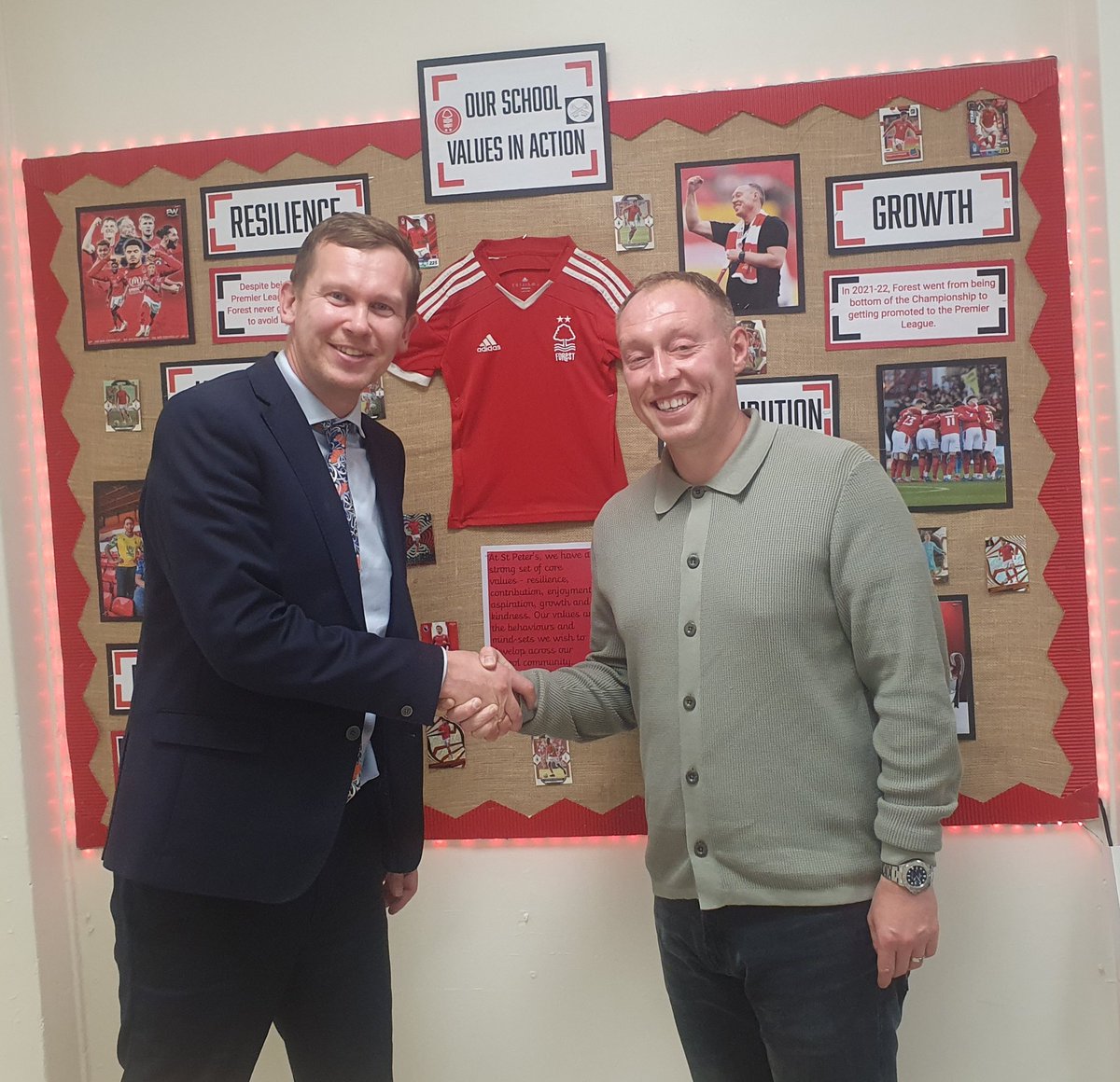 He said he didn't want the visit publicising but just wanted to stop by and say thank you. Steve Cooper was more than the Forest Coach - he understood the city, the fans and what #NFFC means to us all.