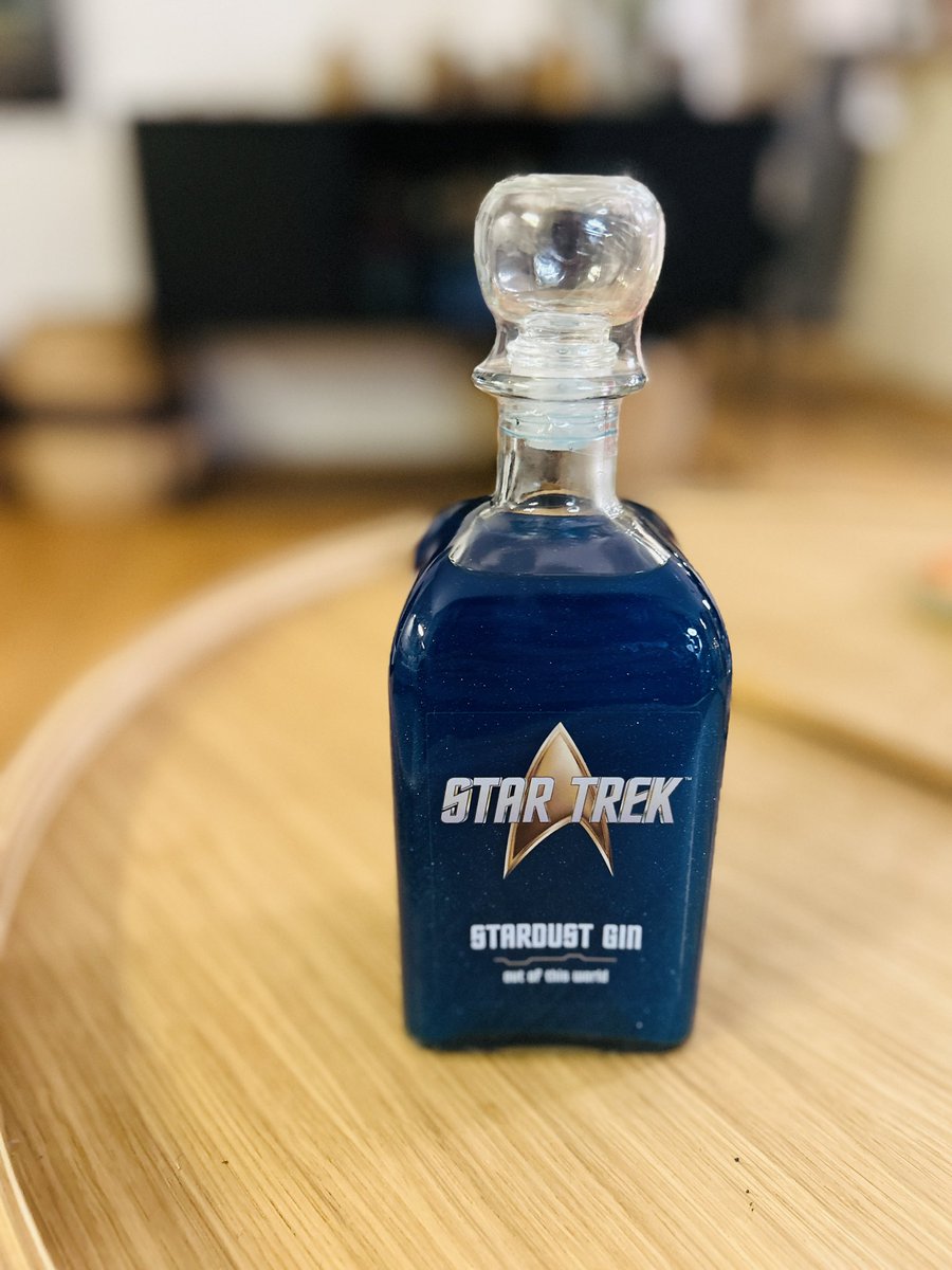 Wow… <a href="/StarTrek/">Star Trek</a> Stardust Gin <a href="/vsinne18335/">V-SINNE Gin</a> 🖖