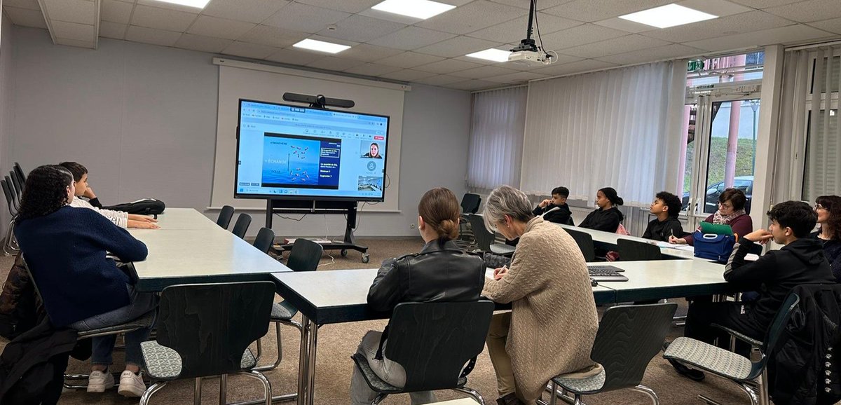 Concours océanographique⏩Les élèves 4ème SEGPA en direct ac musée océanographique Monaco <a href="/OceanoMonaco/">MuséeOcéanographique</a>  pr comprendre le changement climatique et l'acidification des océans <a href="/Dsden57/">DSDEN de la Moselle</a> <a href="/RLaganier/">Richard Laganier</a> @GregoryPremon <a href="/dcauretxx/">Cauret</a> <a href="/FredGuyot3007/">Fred Guyot</a> <a href="/nellybodo/">Bodo Nelly</a> <a href="/CelinePlontz_M/">Céline Plontz-Margherita</a> <a href="/daac_nancy_metz/">Sophie Renaudin #EAC #lecture #oral #territoires</a>