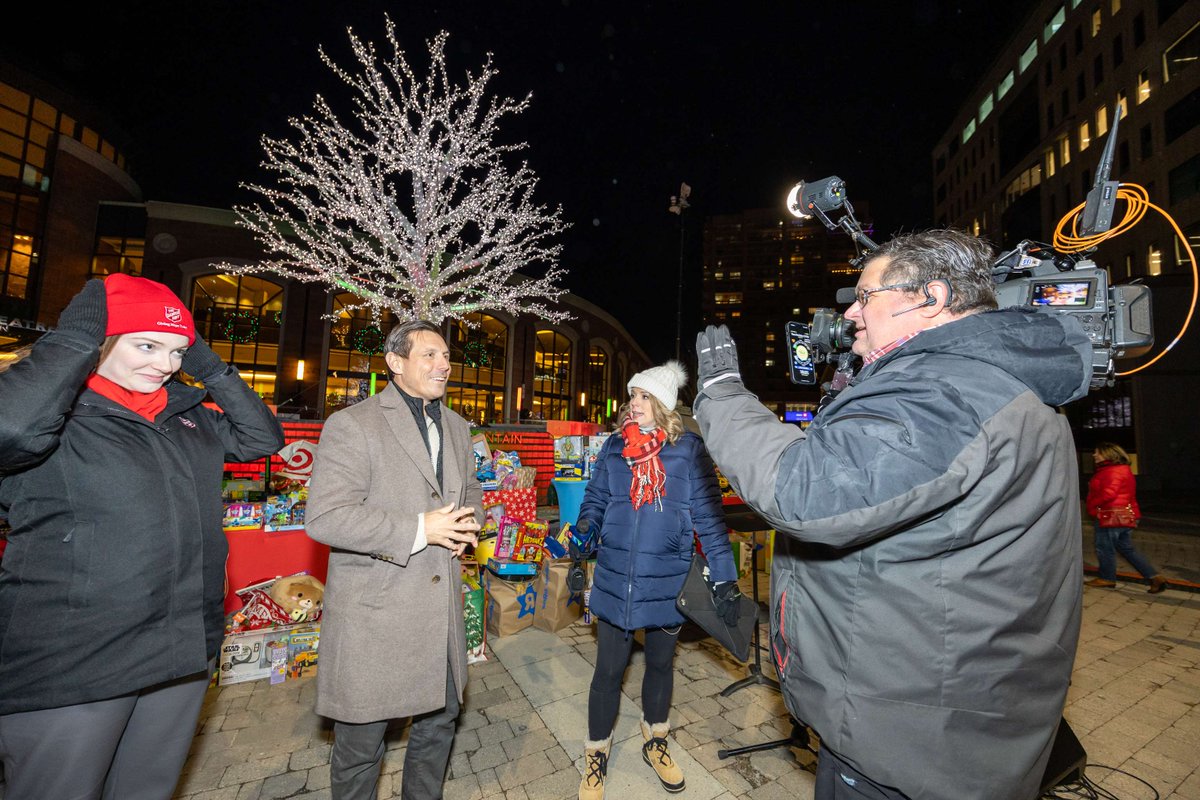 Thank you to everyone who brought toys or money donations to Garden Square last week to help build TOY MOUNTAIN and be part of @CTV's live broadcast in Downtown Brampton! It was a huge success with a literal truck-load of toys ready to gifted to kids.