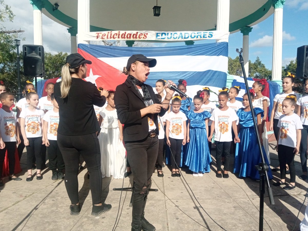 El estado cubano defiende los derechos de las niñas y niños con un altísimo sentido del humanismo. En #ConsolacióndelSur se le presta toda la atención. <a href="/DiazCanelB/">Miguel Díaz-Canel Bermúdez</a> <a href="/DrRobertoMOjeda/">Dr. Roberto Morales Ojeda</a> <a href="/YamileRamosCord/">Yamilé Ramos Cordero</a>