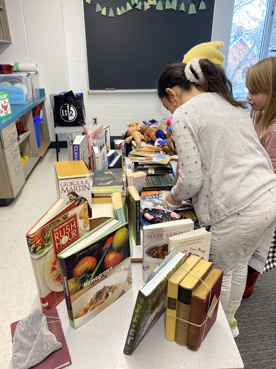 Aunt Evelyn's Corner is a longtime and favorite tradition at our school where students shop for loved ones from items donated by our school community. How beautiful to watch them consider what someone else would enjoy❤️
<a href="/OCDSB/">OCDSB</a> 
<a href="/LadyEvelynAS/">Lady Evelyn Alternative School</a> 
#ocdsbalternative