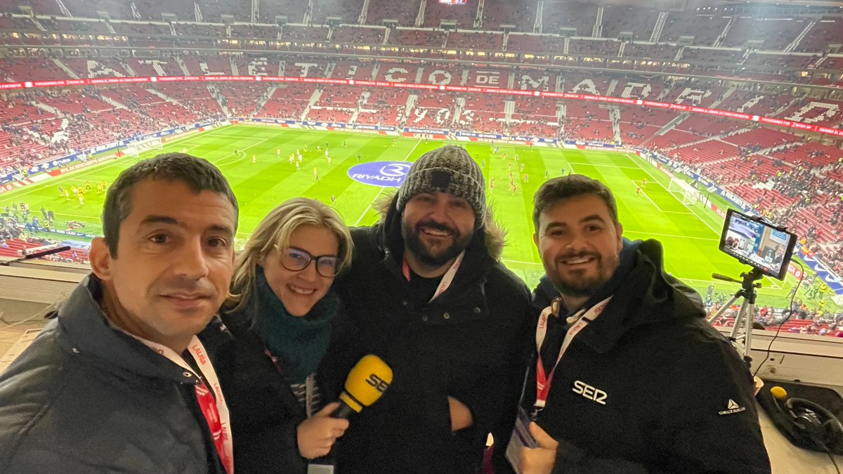 📻 EN DIRECTO‼ 🏟 Metropolitano ⚽ #AtletiGetafe 🗣 Narra @Tala_Radio 🎤 Inalámbrico @PedroFullanaSER @martacasas 🎙 Dirige @GarridoCarrusel 👥 Con Kiko Narváez @brunoalemany @Jorgeescorial 📣 #VARman @itu_edu 🔌@borjagonzalezn 🔴EN VIVO AQUÍ youtube.com/live/dMd94iRjX…