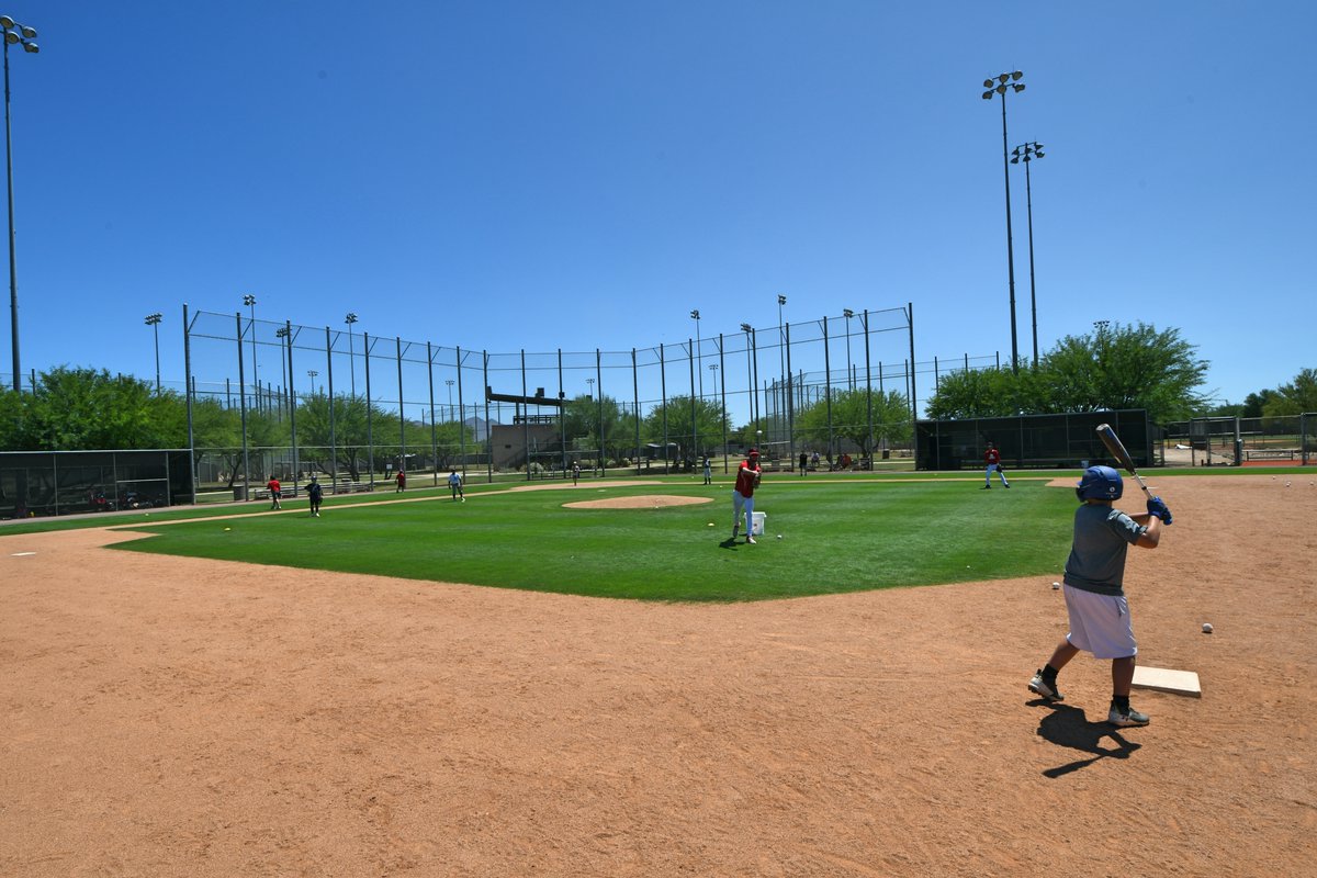 Batter up for winter fun! Join us at the @srfbaseballacademy Winter Baseball Camps on December 26-27 & January 2-3, from 1PM-4PM Elevate your skills with expert coaching & unforgettable experiences on the diamond. Don't miss out—register now! #WinterBaseballCamp #SRFAcademy