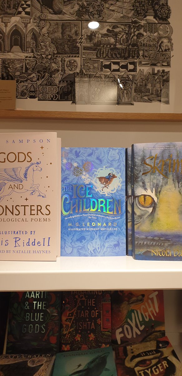 Spotted #TheIceChildren again at @DartingtonTrust Bookshop.
@MGLnrd @PennyNevilleLee ❄