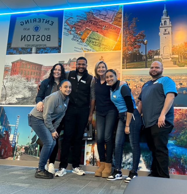 Nelson Rodriguez (@nelsonsrm27) on Twitter photo Surprise visit from our leader <a href="/emilywiper/">Emily Wiper</a> . Always great to welcome you to South Bay <a href="/pnixnix/">Peter Nixon</a> <a href="/BaezYasmine/">Yasmine Baez</a> <a href="/TheRealOurNE/">#OurNE</a> #wiNEverything Surprise visit from our leader <a href="/emilywiper/">Emily Wiper</a> . Always great to welcome you to South Bay <a href="/pnixnix/">Peter Nixon</a> <a href="/BaezYasmine/">Yasmine Baez</a> <a href="/TheRealOurNE/">#OurNE</a> #wiNEverything