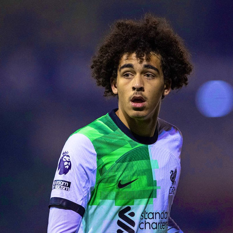 🏴󠁧󠁢󠁥󠁮󠁧󠁿 Jayden Danns with another two goals in the FA Youth Cup tonight. In his last 25 competitive games at academy level he has: - 23 goals - 4 assists 16 goals already this season. He’s scored in every single game except one for the U18s. In brilliant form.