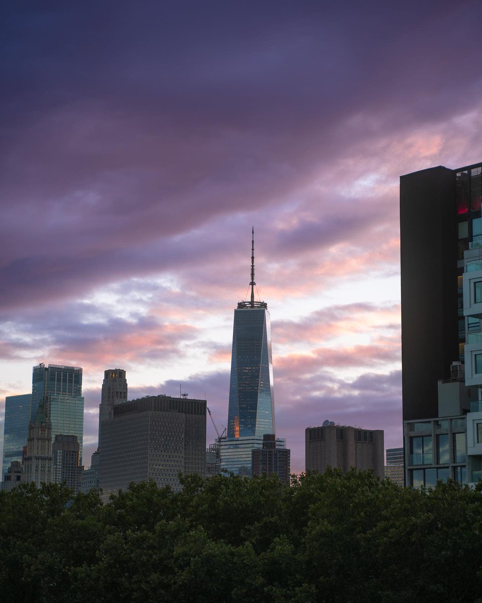 Above the ordinary, beyond extraordinary. 🌆 #NYCExploration 📸 IG @sarah.teng