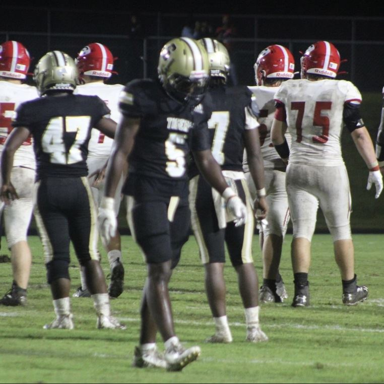 jakelemming's tweet photo. Senior Sleeper

RB: Jordon Williams, 5'10" 170, Swainsboro, GA

Notes
-Speed to outrun defenders with an angle
-Patience + footwork
-Can kick it into 3rd gear immediately following contact

No offers listed...

https://t.co/MlMbV5vBDD

@jfi5veee │ @SwainsboroTiger https://t.co/fA9oKnBQ0b
