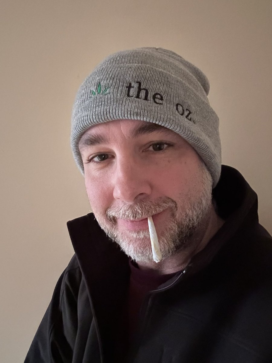 Me: I wish I had an oz. tuque
Also me: you have a box of them still!
