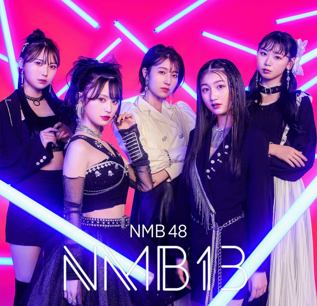 hisato0802's tweet photo. 💗 #山本望叶 💜ちゃん
少し早いですが今年の活躍の振り返り①✨
#NMB48 4th💿ALBUM #NMB13
リード曲 #Done にて初センター🎤
EATMEさん🌹とのコラボアイテム発売👗
イメージモデルのカラコン
#EYECICLE 発売👁
ファーストスタイルBOOK
#andMIKANA 発売🖤
来年も #みかにゃん 💖の活躍に期待大📺 https://t.co/NJRZTwJ7WV