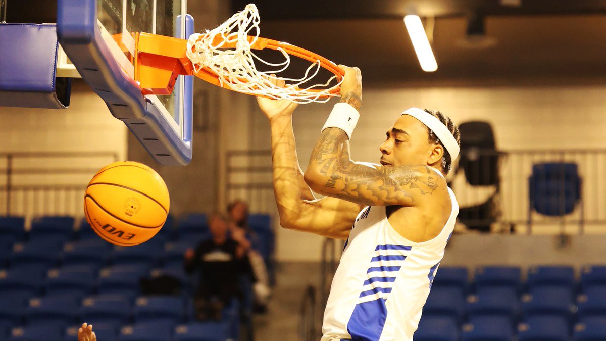 Overtime road dubs hit 𝙙𝙞𝙛𝙛𝙚𝙧𝙚𝙣𝙩 😤

UNG 8️⃣9️⃣
LMU 8️⃣3️⃣

#𝗛𝗔𝗪𝗞𝗘𝗗𝗘𝗠

📰:  ungathletics.com/news/2023/12/1…