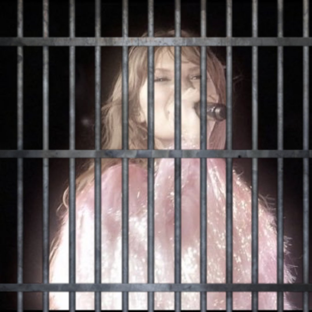 swiftiecarcel's tweet image. 200 hours/200 horas