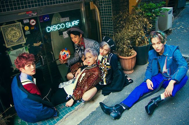 oddeyekjh's tweet image. the shinee pic ever