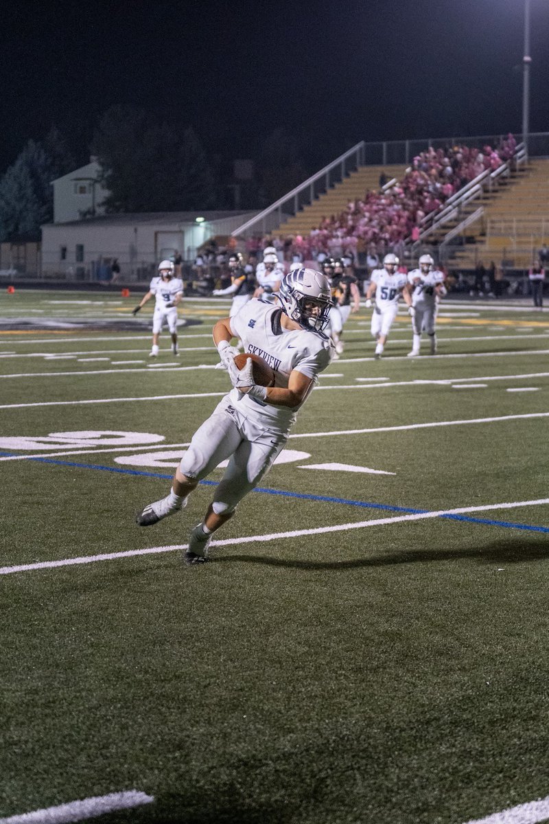 Mason Krahn 3 ⭐️ ATH (@mason_krahn) on Twitter photo Thankful for the recognition from <a href="/SBLiveID/">Idaho High School On SI</a> as 1st team All State (1a-5a) Tight End‼️‼️
<a href="/coachrobi/">Coach David Robinson</a> <a href="/SkyviewHawkFB/">Skyview Football</a> <a href="/RAREAcademyID/">RARE Academy</a> <a href="/NickFarman55/">Nick Farman M.S.</a> Thankful for the recognition from <a href="/SBLiveID/">Idaho High School On SI</a> as 1st team All State (1a-5a) Tight End‼️‼️
<a href="/coachrobi/">Coach David Robinson</a> <a href="/SkyviewHawkFB/">Skyview Football</a> <a href="/RAREAcademyID/">RARE Academy</a> <a href="/NickFarman55/">Nick Farman M.S.</a>