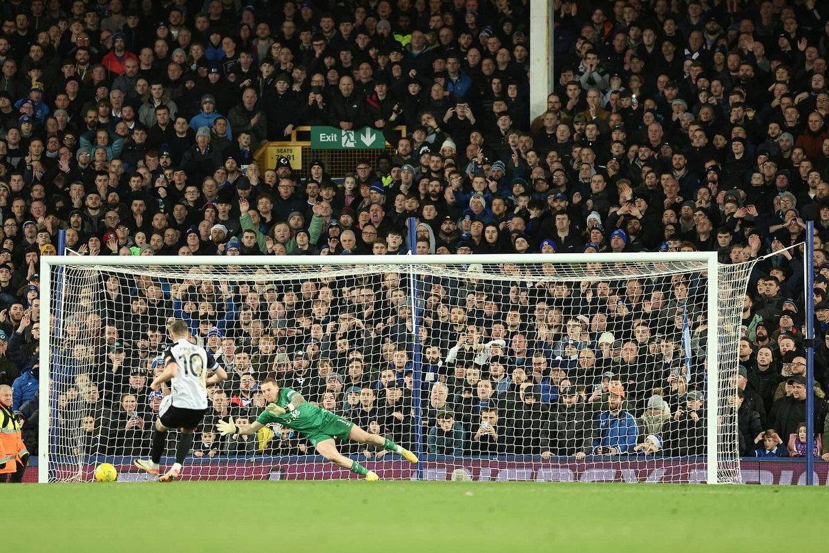 ThomasCairney's tweet image. Semis 🤩🖤