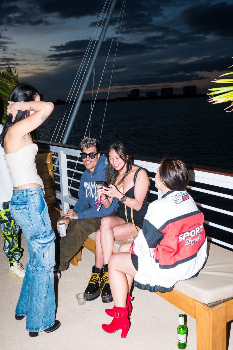 Shadow Takes Art Basel 2023 🌴
We had so much fun at our first event featuring @charlyjordan deep house sun set aboard the stunning floating @miamivessle
Thank you to our partners  <a href="/DTC__POD/">DTC POD</a> #othnetwork @JoinPasses <a href="/happydad/">Happy Dad - Hard Seltzer & Iced Tea</a>