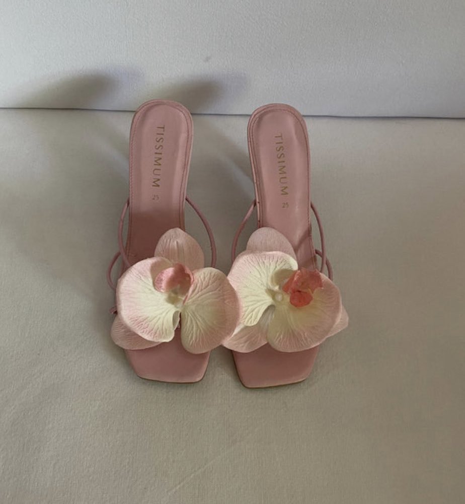 tissimum orchid heels