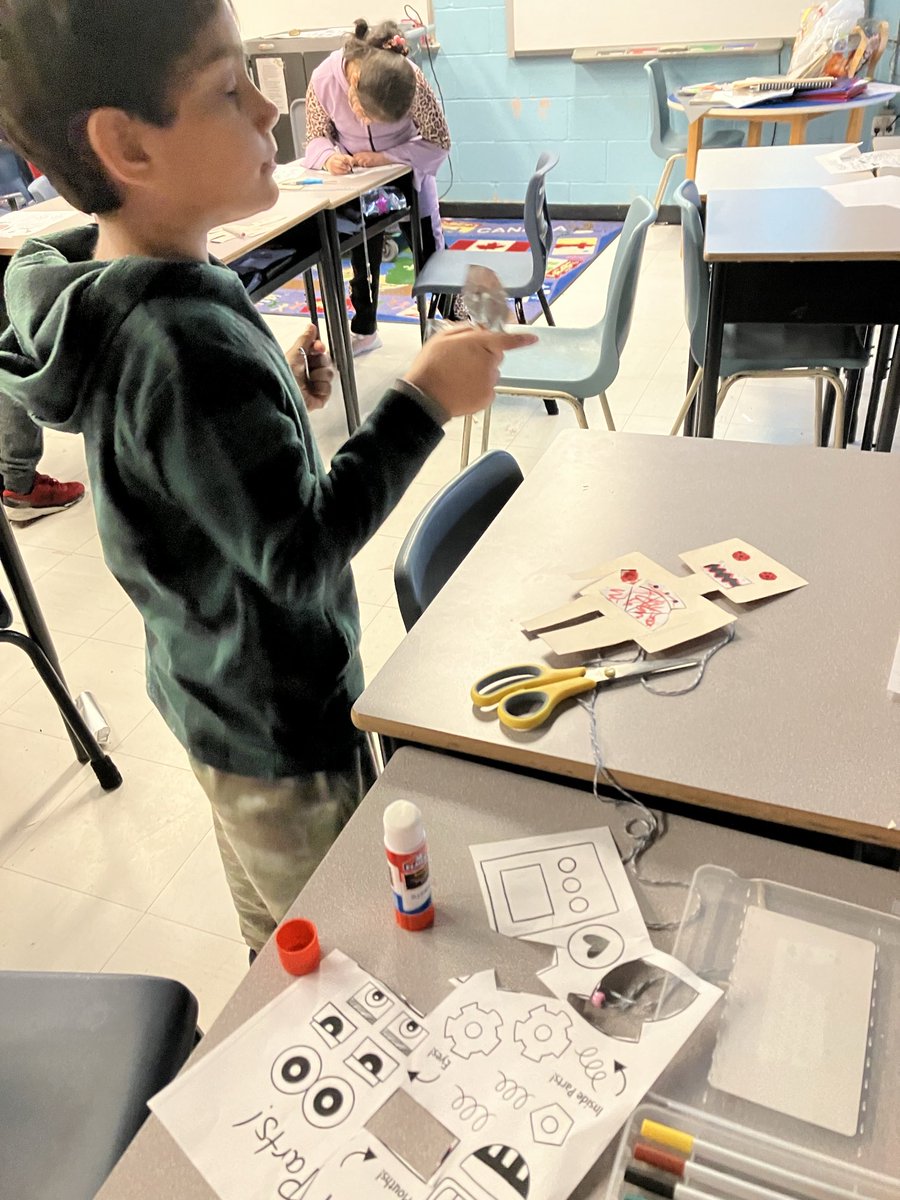 Rudolph the Red Nosed Robot! A great morning of grade level robot challenges; from old school walk walkers to coding! Love my grade level team😊⁦@AnglophoneEast⁩