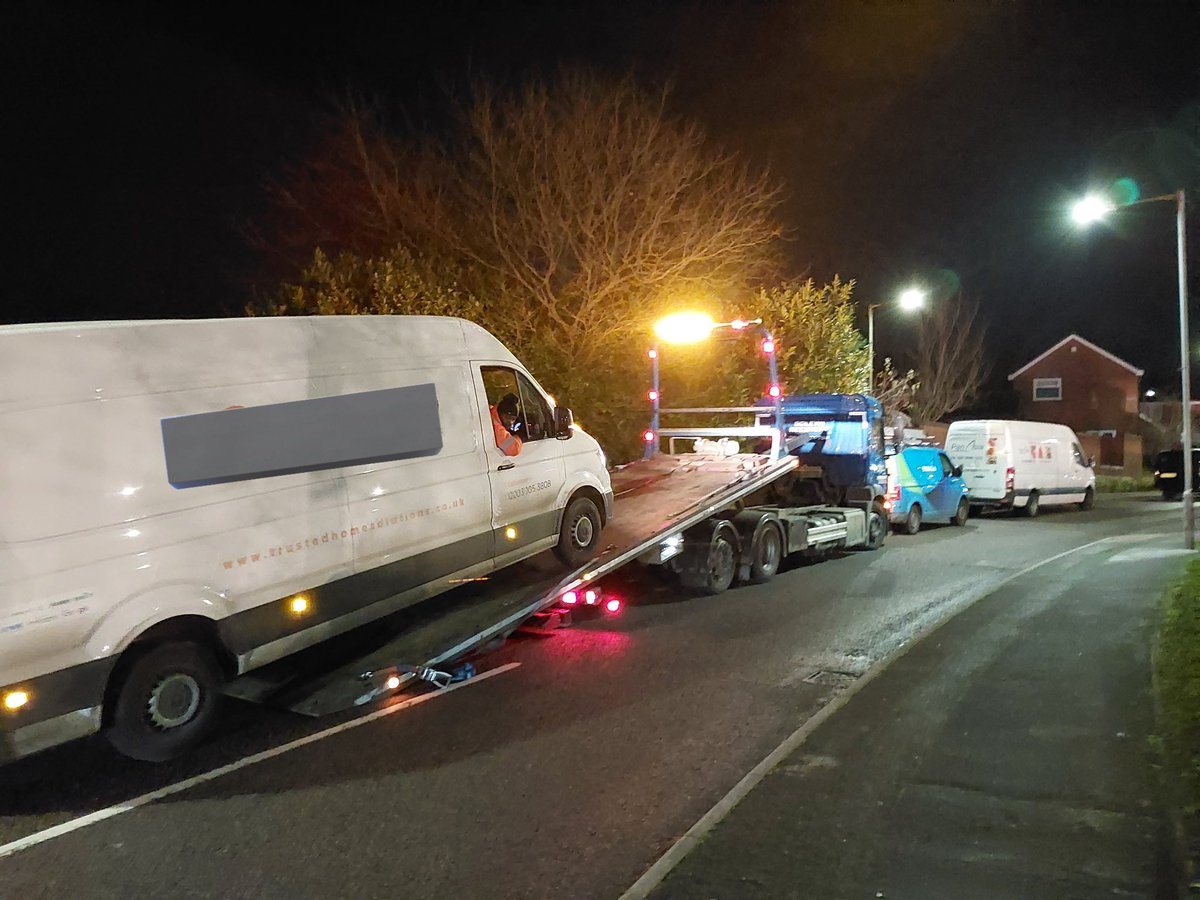 Intelligence led policing resulted in this van being stopped in the #Thurrock area.  Passenger arrested for dangerous driving and failing to stop from an earlier incident.  Driver arrested for failing a drug wipe and vehicle seized as he had an expired licence.  #OpLimit