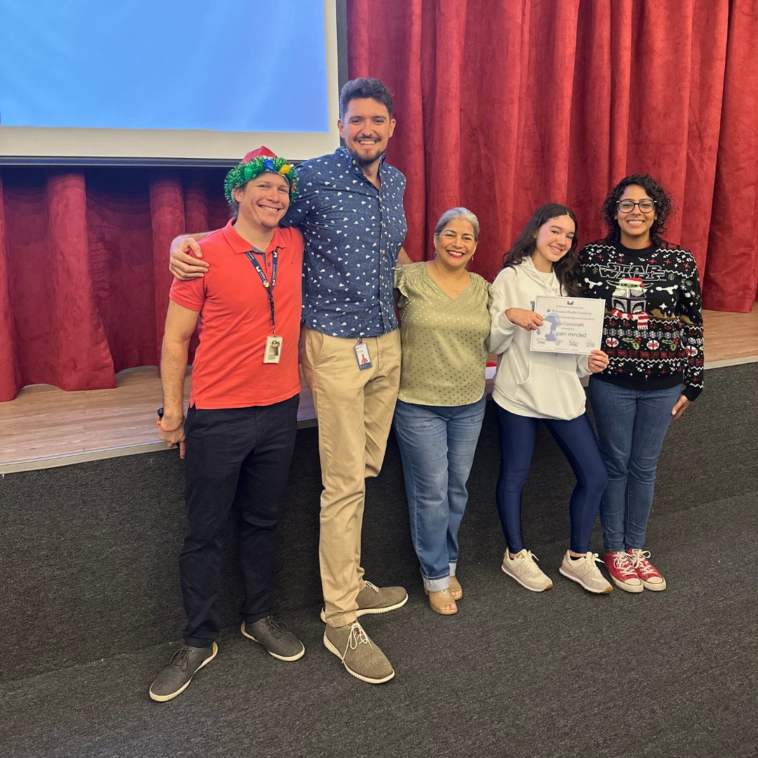 METSchoolPanama's tweet image. Check out some of our award winners during our first IB Learner Profile Recognition Ceremony of this academic year for #IBMYP and #IBDP students for putting into practice, both inside and outside school, the 10 attributes of the profile.
Congratulations!
#METschoolPanama