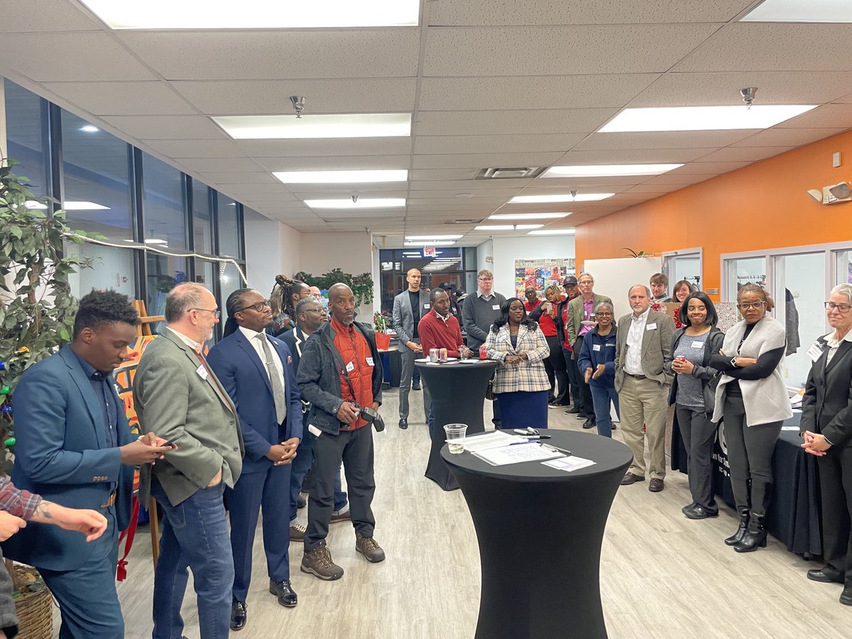 csgstewart's tweet image. Great turnout for the RISE Prince George’s holiday event with ⁦⁦@betterDCregion⁩ ⁦@WABADC⁩ ⁦@ATULocal689⁩ highlighting our campaigns for safer streets for walking and biking, Metro funding, and transit-oriented development.