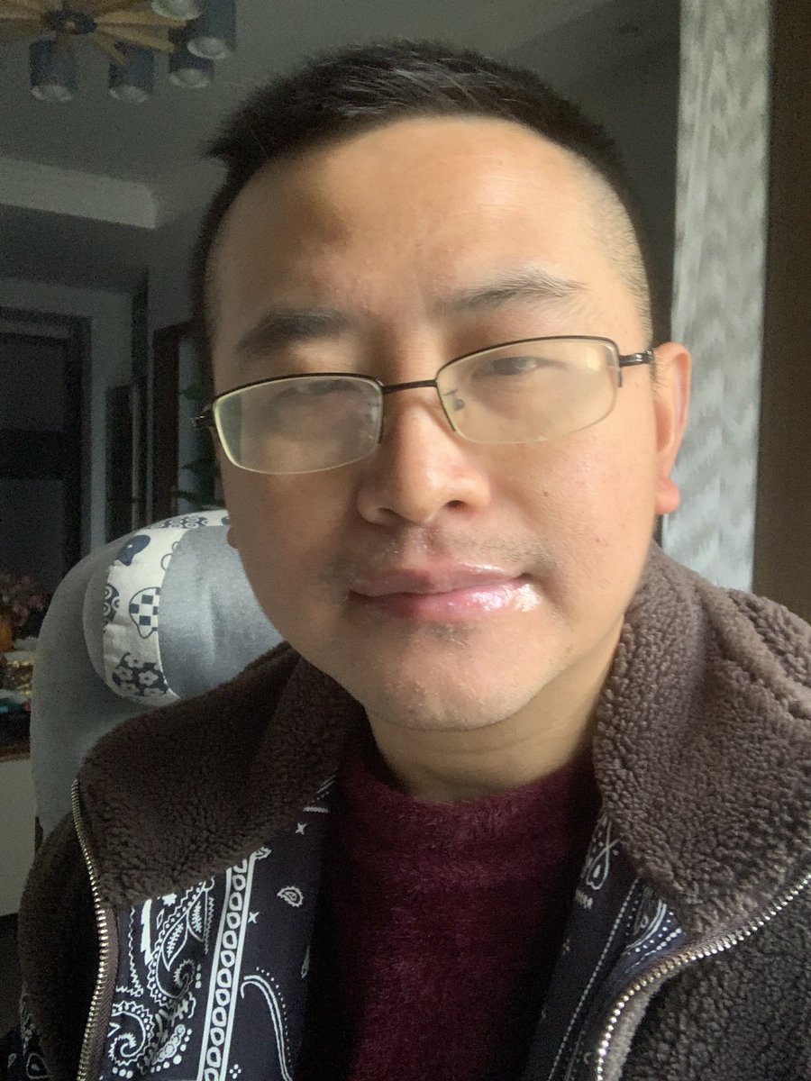 JamesCageWhite's tweet image. I had a dream last night . My ex wife comes back and we are having ….. then I wake up . I sleep alone on my bed 🛌