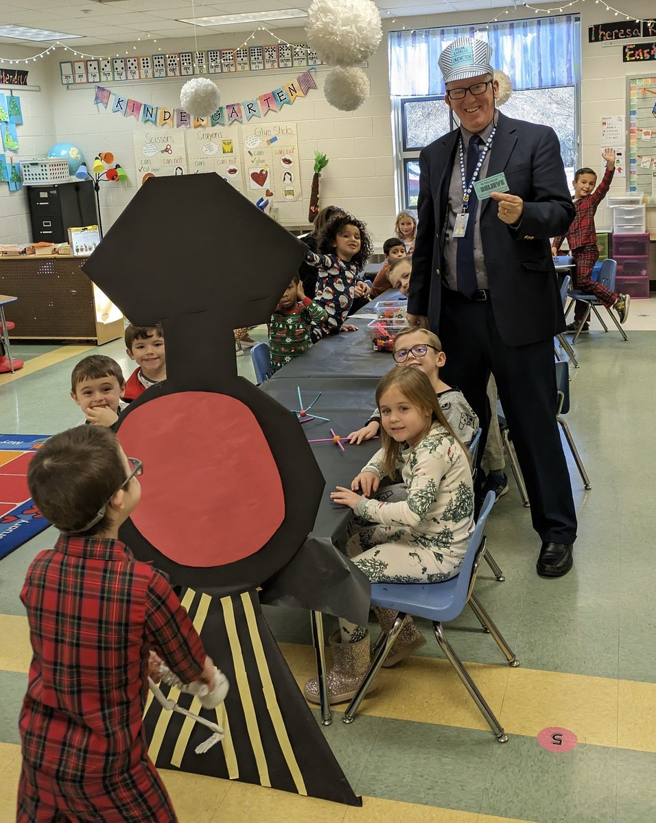 SpringRunSTEAM's tweet image. Got to play the part of conductor today giving out tickets on our Polar Express with Kindergarten! #springrunfun @ccpsinfo