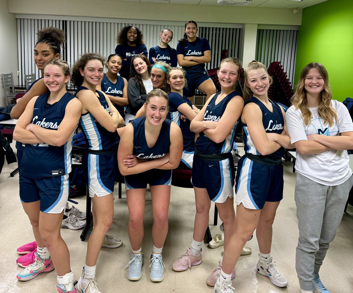 Mid Michigan College WBB (@midmichwbb) on Twitter photo The Lakers improved to 11-0 after a 72-63 win against Lansing CC! <a href="/RachelResio/">Rachel</a> led with 26 pts, 4 Rebs, 4 assts. <a href="/terre_ya/">Terre’ya Moore Russell</a> with 15 pts and 18 Rebs. <a href="/KahliHeuker/">Kahli Heuker</a> with 12 pts and 4 Rebs! #GoLakers #JUCOPRODUCT The Lakers improved to 11-0 after a 72-63 win against Lansing CC! <a href="/RachelResio/">Rachel</a> led with 26 pts, 4 Rebs, 4 assts. <a href="/terre_ya/">Terre’ya Moore Russell</a> with 15 pts and 18 Rebs. <a href="/KahliHeuker/">Kahli Heuker</a> with 12 pts and 4 Rebs! #GoLakers #JUCOPRODUCT