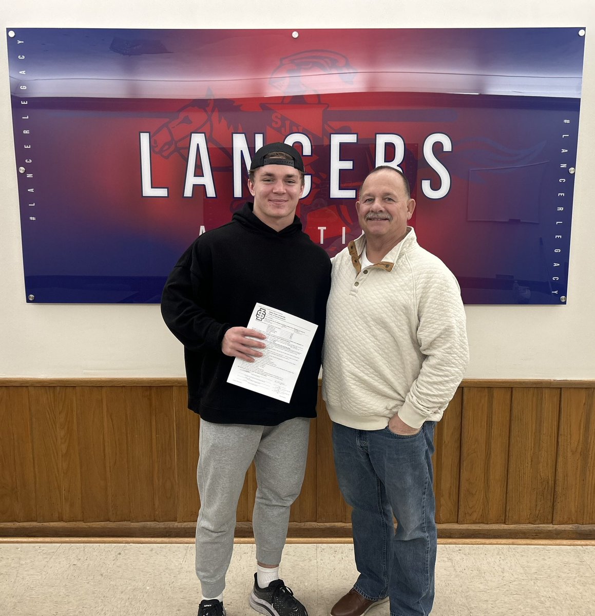 Donald Austin (@donaldaustin0) on Twitter photo Thank you Father God for this opportunity and the doors you opened to make this happen. Thank you <a href="/CoachJT_ISU/">Coach Jake Thomas</a> <a href="/CodyHawkins/">Cody Hawkins</a> for this amazing opportunity and full ride to play <a href="/BengalGridiron/">Idaho State Football</a>. It’s official! I’m a Bengal baby let’s gooooo! Thank you Father God for this opportunity and the doors you opened to make this happen. Thank you <a href="/CoachJT_ISU/">Coach Jake Thomas</a> <a href="/CodyHawkins/">Cody Hawkins</a> for this amazing opportunity and full ride to play <a href="/BengalGridiron/">Idaho State Football</a>. It’s official! I’m a Bengal baby let’s gooooo!