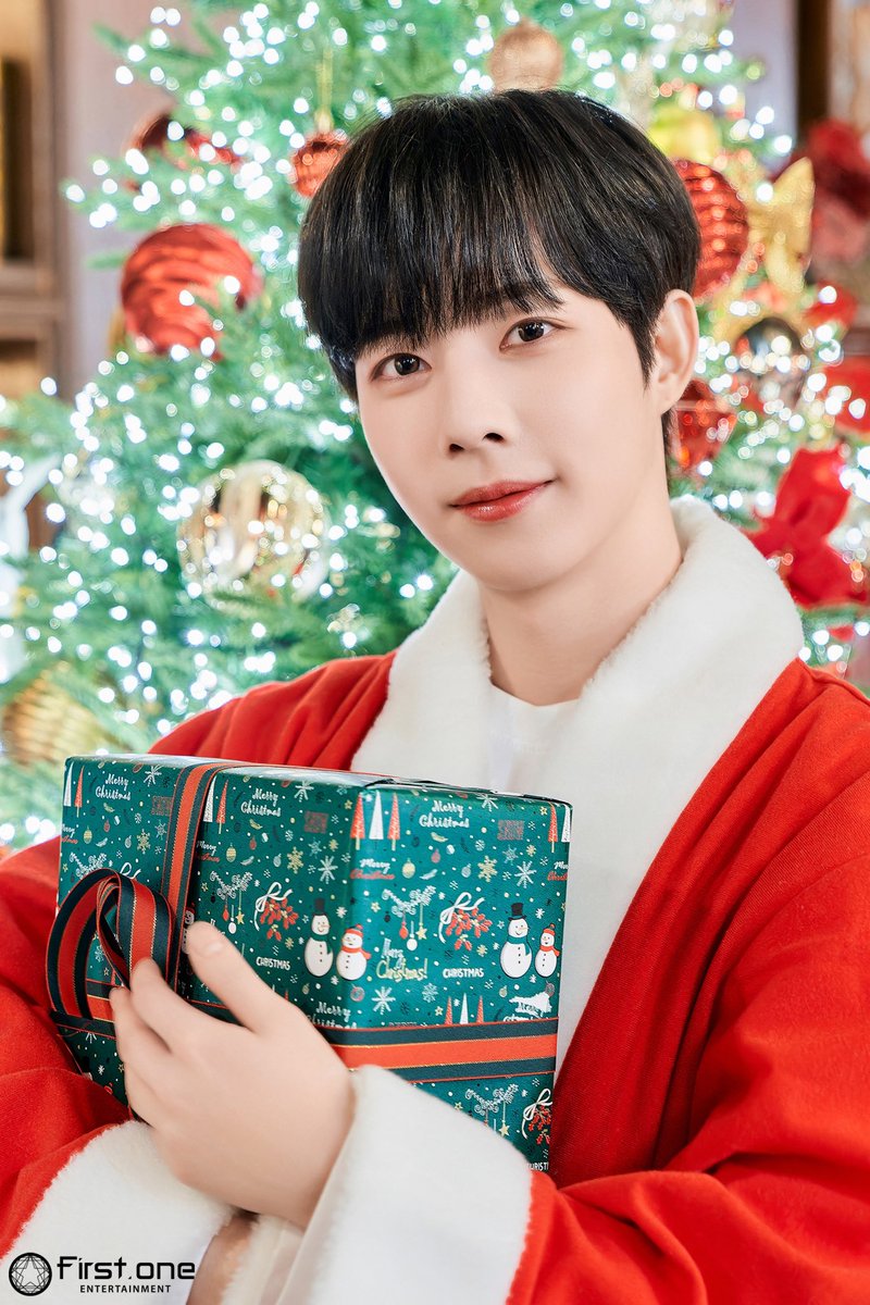 [#NaverPost] #제원 #JEWON cut

🔗 naver.me/IMnOcNw6

#NINEi #나인아이
#크리스마스처럼 #Back_to_Christmas 
#NINEi_크리스마스처럼 #NINEi_Back_to_Christmas