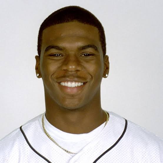 RayMartinezSEO's tweet image. Sean Bell. He was killed by the NYPD on November 25, 2006. #NeverForgetSeanBell #seanbell