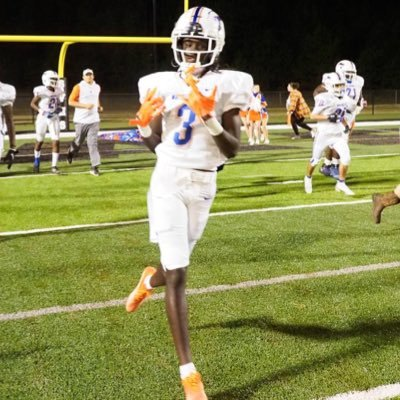 KSUOwlHowl's tweet photo. !!!!!!!! WR/CB Javon Rogers from Montevallo HS in Montevallo AL has committed to KSU according to
@MHSDawgsFB

His offer list is so long, y'all are going to have to click "view more" to see them all. Good thing I paid for Premium.  

Offers: Georgia State, Appalachian State, MTSU, Jacksonville State, Army, Western Kentucky, Indiana, Navy, Liberty, Southern Mississippi, UAB, Memphis, Marshall, UT Martin, Austin Peay, Alabama A&M, Arkansas State, Alabama State, North Alabama, Lafayette