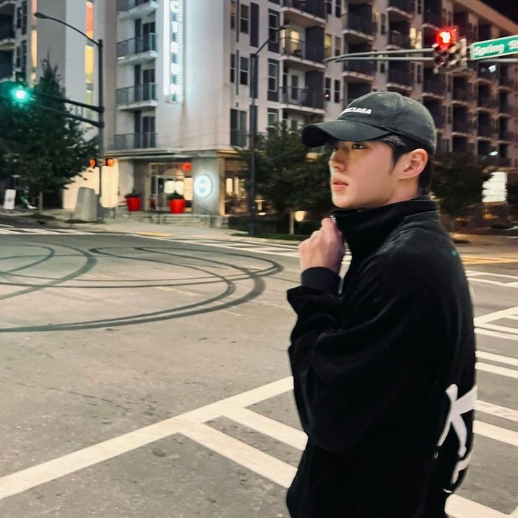 vieiratopia's tweet image. open.spotify.com/track/6hu4HvpN…