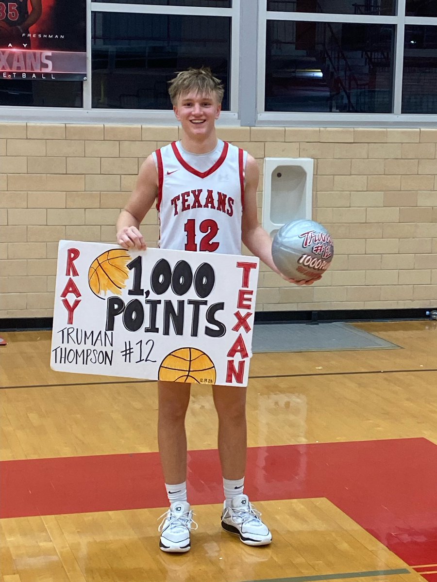 Coach Craig Charlton (@wbrayfootball) on Twitter photo So Proud of Truman! What a great athlete and it’s awesome watching him on this journey from Baker to Ray! Can’t wait to see where the journey continues! GoRayGo! <a href="/wbrayhs/">W.B. Ray High School</a> <a href="/CCISD/">CCISD</a> <a href="/BroncAthletics/">Baker MS Athletics</a> <a href="/r0hernandez/">Dr. Roland Hernandez</a> <a href="/TioJuan77/">Tio Aggie</a> So Proud of Truman! What a great athlete and it’s awesome watching him on this journey from Baker to Ray! Can’t wait to see where the journey continues! GoRayGo! <a href="/wbrayhs/">W.B. Ray High School</a> <a href="/CCISD/">CCISD</a> <a href="/BroncAthletics/">Baker MS Athletics</a> <a href="/r0hernandez/">Dr. Roland Hernandez</a> <a href="/TioJuan77/">Tio Aggie</a>