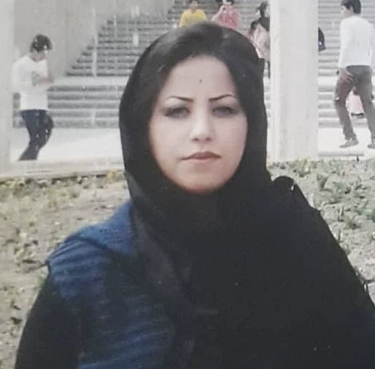 Today, right after the call for morning prayer, the regime in Iran executed Samira Sabzian. @mozhgankshavarz Iranian activist who was her cellmate says: “ Samira was a victim of child marriage, I witnessed how much she suffered in prison from being denied to have access to her…