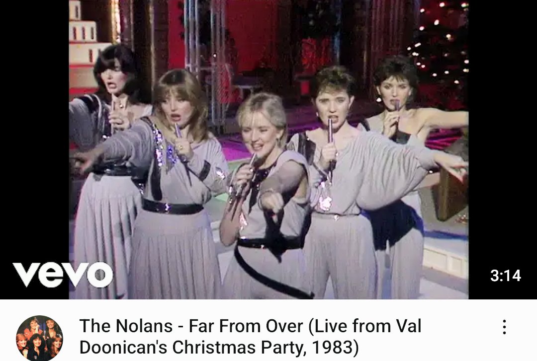 This #Nolans official is a Nolans version of Frank Stallone's biggest hit - it's late 1983 so it's probably Linda's last performance with the group. youtu.be/T43Qtu1VjV0?si… フランク・スタローンの大ヒット曲を＃ノーランズ が好カバー! 1983年暮れ、リンダ脱退前の貴重映像