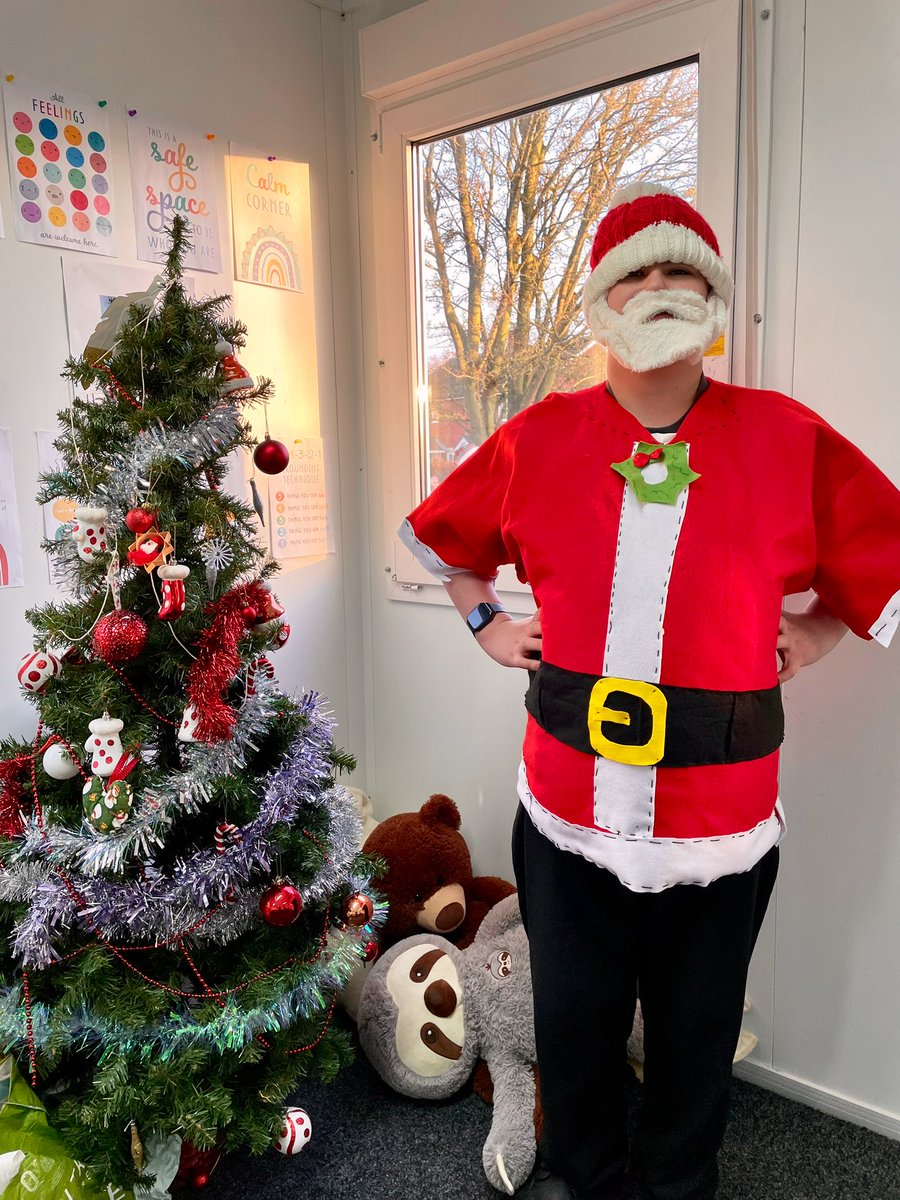 Harleston Sancroft Academy ‘A’ Team (@sancroftateam) on Twitter photo In his newly handmade suit, the <a href="/SancroftAcademy/">The Harleston Sancroft Academy (3-16 CofE School)</a> Father Christmas would like to wish you the most amazingly, happy and healthy Christmas 🎅🏻🎄💜
#HarlestonFamily In his newly handmade suit, the <a href="/SancroftAcademy/">The Harleston Sancroft Academy (3-16 CofE School)</a> Father Christmas would like to wish you the most amazingly, happy and healthy Christmas 🎅🏻🎄💜
#HarlestonFamily