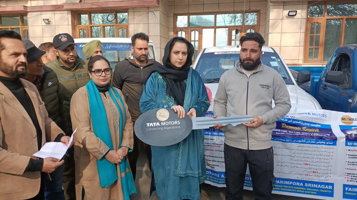Deputy Commissioner Baramulla (@dcbaramulla) on Twitter photo DC Bl'a <a href="/DrSyedSehrish/">Dr. Syed Sehrish Asgar</a> distributes subsidized commercial vehicles to 15 beneficiaries under 'Mumkin' initiative.Urges unemployed youth to avail benefits from different govt sponsored schemes.<a href="/PMOIndia/">PMO India</a> <a href="/MSDESkillIndia/">Skill India</a> <a href="/OfficeOfLGJandK/">Office of LG J&K</a> <a href="/diprjk/">Information & PR, J&K</a> <a href="/bidhuriias/">Vijay Kr Bidhuri</a> <a href="/ddnewsSrinagar/">DD NEWS SRINAGAR</a> DC Bl'a <a href="/DrSyedSehrish/">Dr. Syed Sehrish Asgar</a> distributes subsidized commercial vehicles to 15 beneficiaries under 'Mumkin' initiative.Urges unemployed youth to avail benefits from different govt sponsored schemes.<a href="/PMOIndia/">PMO India</a> <a href="/MSDESkillIndia/">Skill India</a> <a href="/OfficeOfLGJandK/">Office of LG J&K</a> <a href="/diprjk/">Information & PR, J&K</a> <a href="/bidhuriias/">Vijay Kr Bidhuri</a> <a href="/ddnewsSrinagar/">DD NEWS SRINAGAR</a>