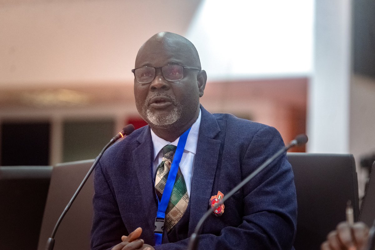 Theorbracompany's tweet image. WIPO IP Labs Demo Day Highlights:
Mr. Lawrence, AD, R&amp;amp;D (NITDA Nigeria) giving comment on the pitch presentation.

#orbracompany #demoday #worldintellectualpropertyorganization #wipoiplabs2023 #intellectualproperty #innovation #startups #pitchcompetition #invention