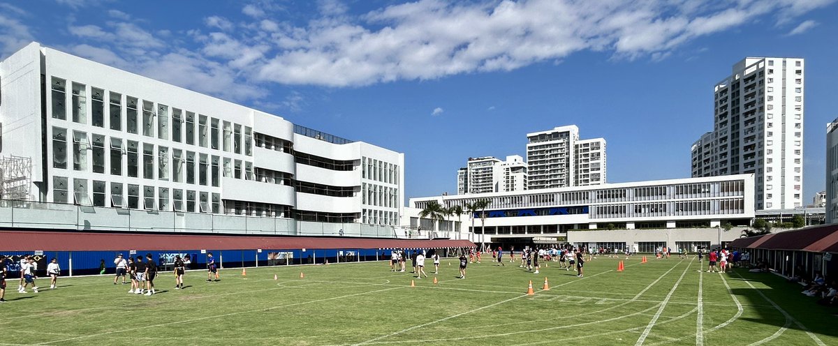 We finished off the <a href="/ssischool/">SSIS</a> first semester and our sport ed unit with a massive “Flag Football Fiesta!” 🏈 32 teams, 8 fields, 4 divisions and 250 active students! Super fun way to head into the winter break. #PhysEd