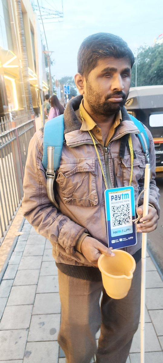 I clicked this well-dressed, digital- payment-savvy beggar outside the Dorabjee store on Moledina Road of Pune Camp, last evening. He wants you to GPay him, your alms. Any thoughts for a caption? Do RT The best caption will be published in the Feb issue of @C_CMagazine